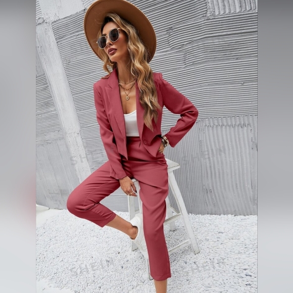 SHEIN Essnce Ladies" Short Blazer With Long Sleeves Dress Pants Suits Size S - Picture 3 of 16